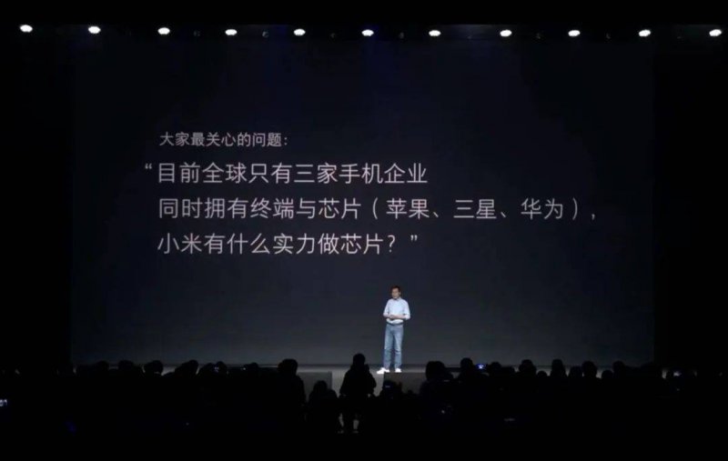 “大陆秀夫”遇上本尊！华硕中国总经理Tony大叔与小岛同框